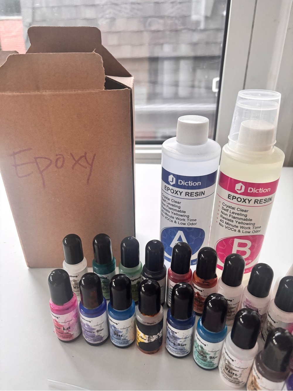 Diction Epoxy Resin with 18 Alcohol Inks